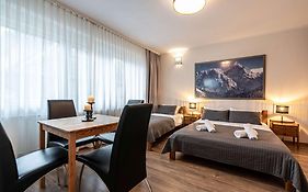 Liberta INN - Pokoje Gościnne